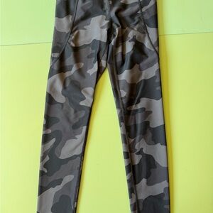 Old Navy Kids Camouflage Leggings - Black and Gray